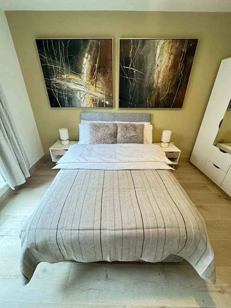 The Art House 7 Galway Apartment 0*,  Ireland